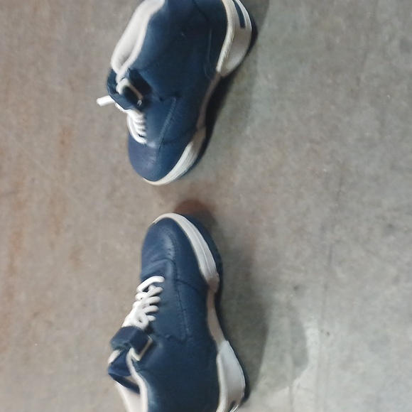 Adidas Taurus toddler - Picture 9 of 11